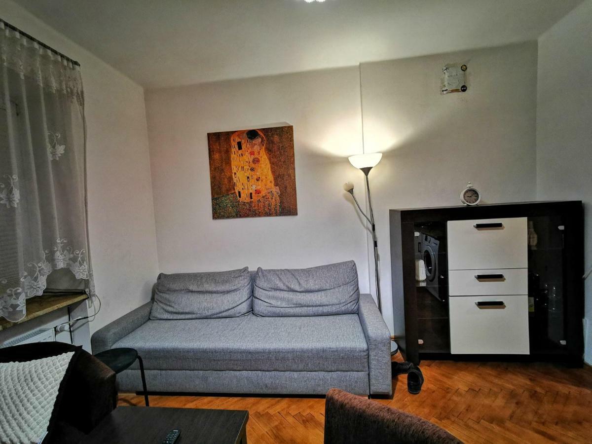 Krakow Centrum Gurgacza Apartments ภายนอก รูปภาพ