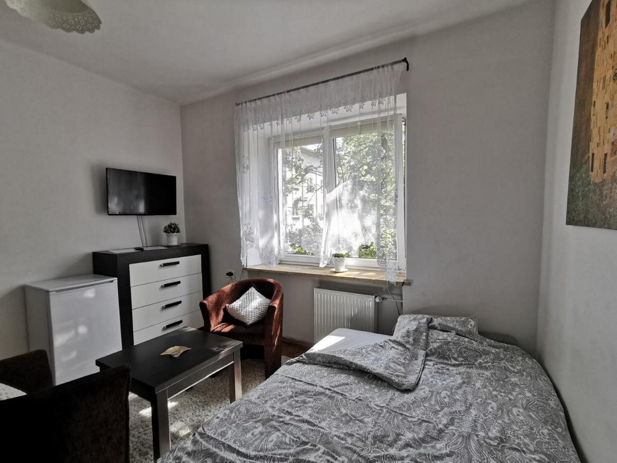Krakow Centrum Gurgacza Apartments ภายนอก รูปภาพ