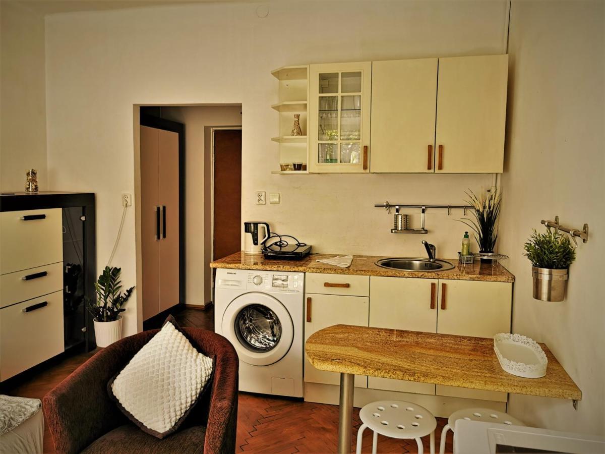 Krakow Centrum Gurgacza Apartments ภายนอก รูปภาพ